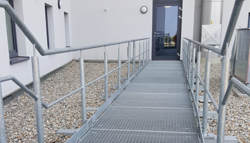 Metallkonstruktion-am-Dorin-Hotel-Walter-Blank-Meckenheim-IBW-b