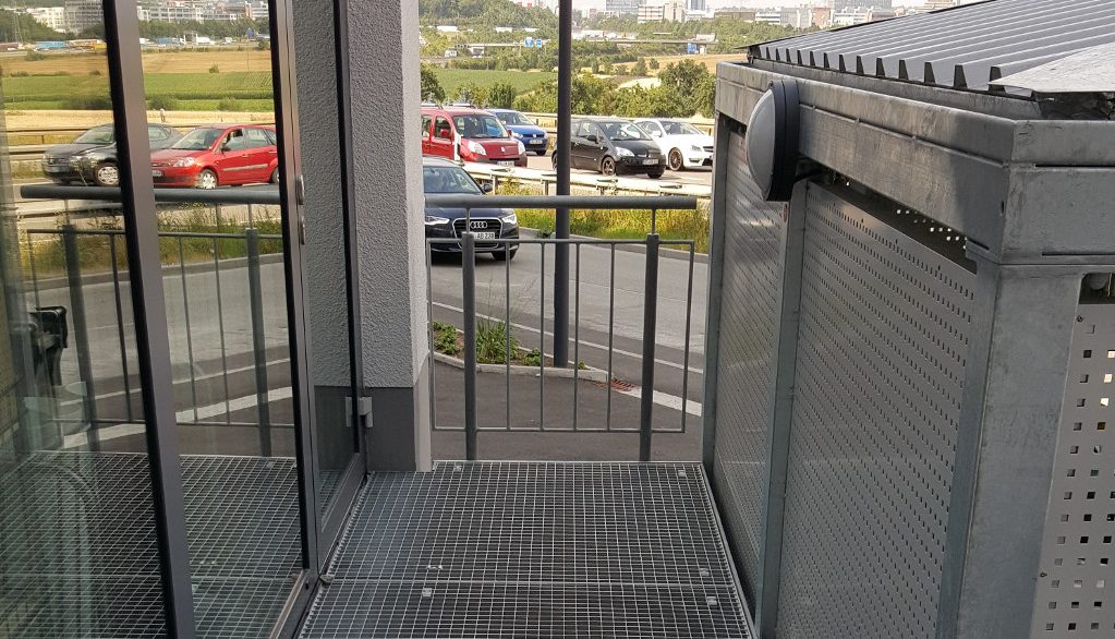 Metallkonstruktion-am-Dorin-Hotel-Walter-Blank-Meckenheim-IBW-b6